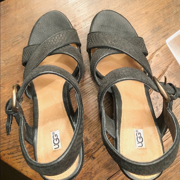 Uggs Black Python Espadrille Platform Wedges 7B - Picture 6 of 6